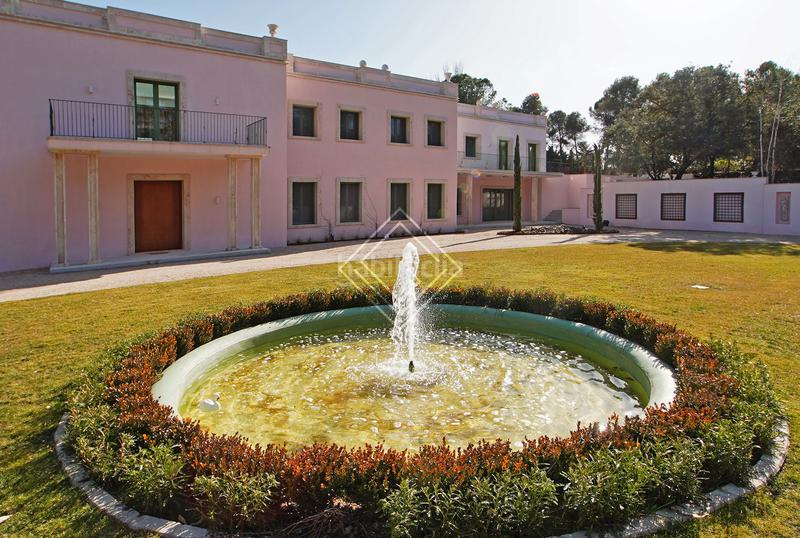 Foto 9da67a14-f3e4-4054-8d0b-e6679f00cfe3. Xalet amb calefacció aparcament piscina a urbanización La Moraleja La Moraleja