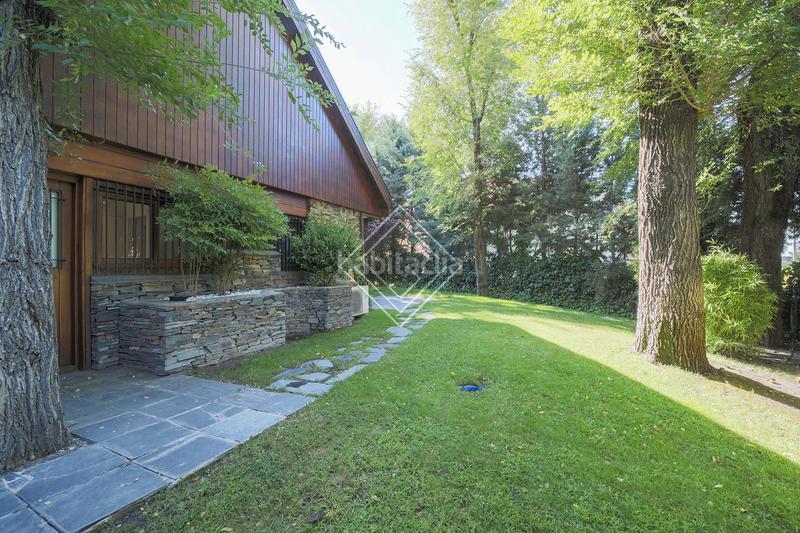 Foto 0637dbda-23d6-4b10-9aff-eb4c81c74725. Chalet estupenda casa en fuentelarreina en Ciudad Universitaria Madrid