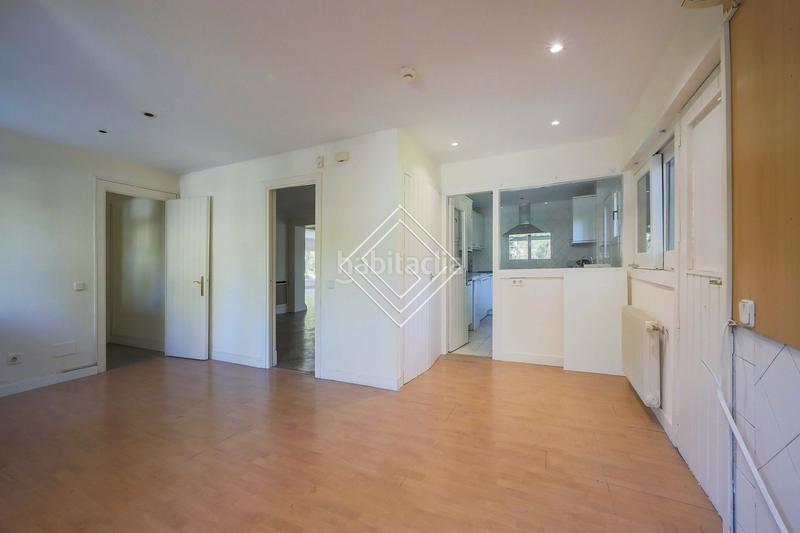 Foto 09f3a16b-3d7b-4ee9-94bd-845e9e760b59. Chalet estupenda casa en fuentelarreina en Ciudad Universitaria Madrid
