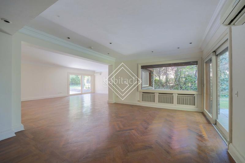 Foto 1f3811e9-1751-4fa3-b86a-0ce19497d249. Chalet estupenda casa en fuentelarreina en Ciudad Universitaria Madrid