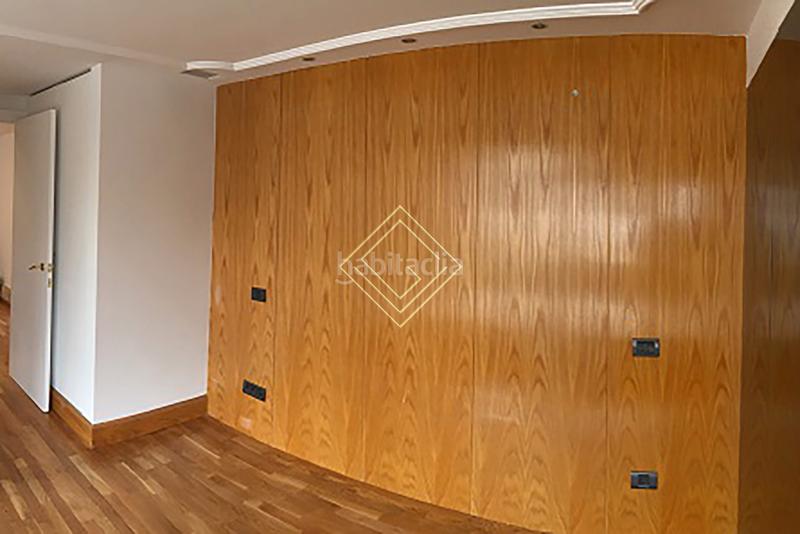 Foto 8c7874a1-d283-4c74-8877-9c8cf50dae47. Ático espectacular ático en Aravaca en Aravaca Madrid