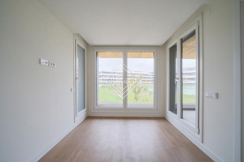 Foto 2510ed02-dd9d-426c-8aa0-7d456ee7a77e. Appartement avec piscine dans urbanización La Moraleja La Moraleja