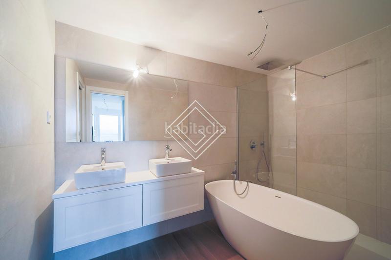 Foto 73ff00c5-80b6-49dd-bae1-b497891426fb. Appartement avec piscine dans urbanización La Moraleja La Moraleja