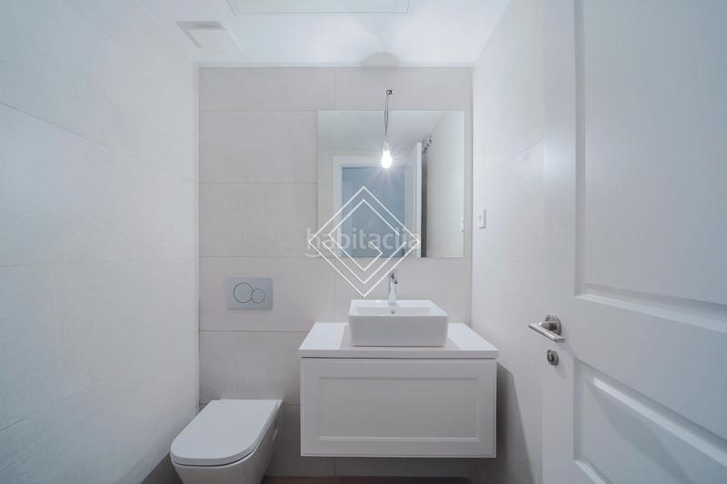 Foto 8b03fdff-51f2-4651-bcf5-d1decb133057. Appartement avec piscine dans urbanización La Moraleja La Moraleja