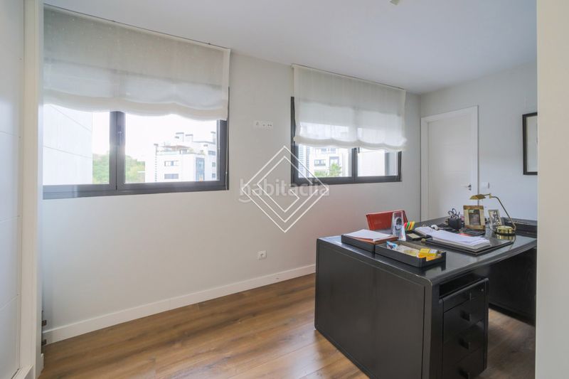 Foto 0f29b9e5-6487-40ff-a1f2-9828f86855e6. Etagenwohnung mit heizung parking in Encinar de los Reyes La Moraleja