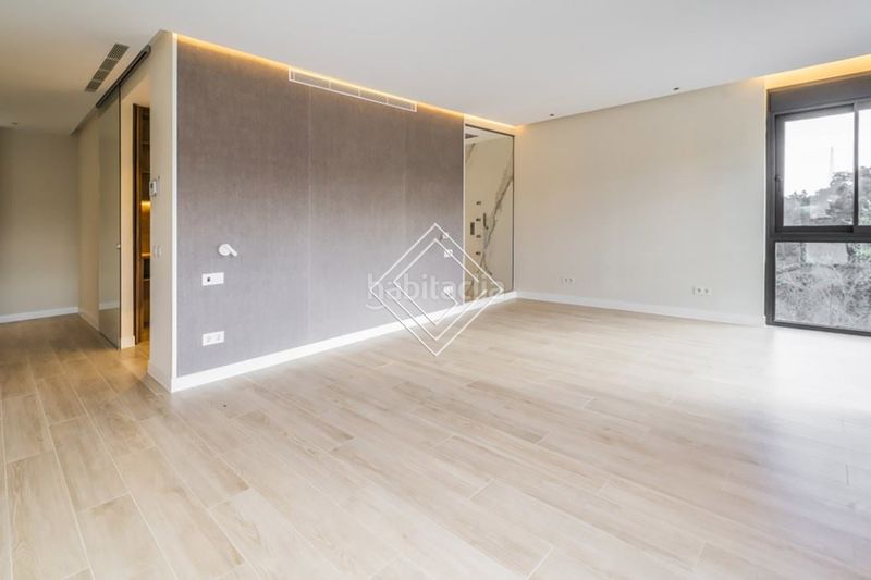 Foto 4aa2712a-f357-4ecc-9811-093f9c40625e. Chalet con camino riscaldamento parcheggio piscina in Ciudalcampo