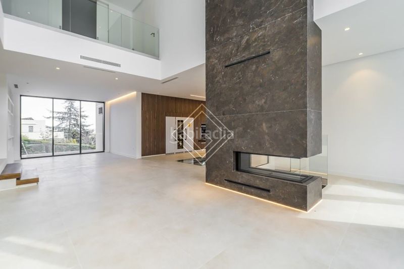 Foto 6759707f-fe8d-4985-a19b-968714984328. Chalet con camino riscaldamento parcheggio piscina in Ciudalcampo