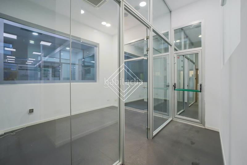 Foto 2933f7f3-f2a4-45db-bad2-ba19a009e9b6. Büro mit heizung in Hispanoamérica-Bernabéu Madrid