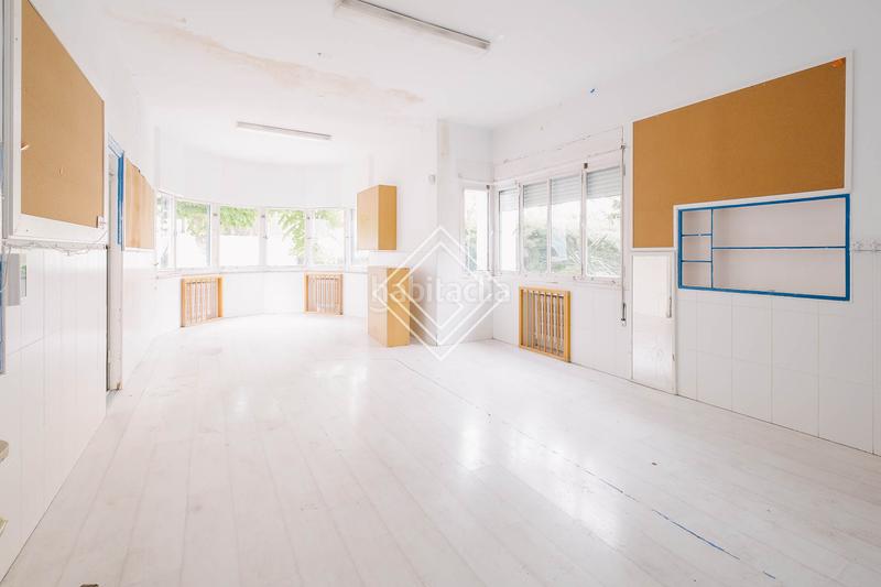 Foto 18d20e17-4a61-4b00-8b3e-5e8157e22fb7. Edifici a El Viso Madrid