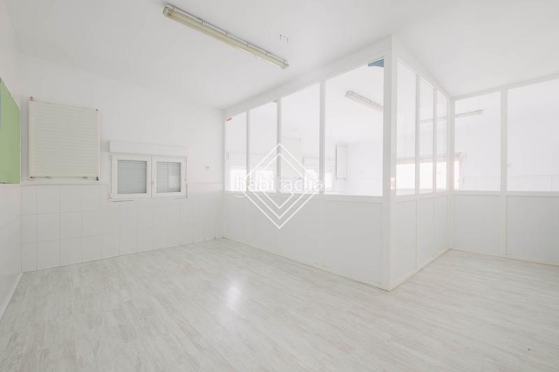 Foto 8c3de09c-c4a8-4006-bb34-f959cf97b0c4. Edifici a El Viso Madrid