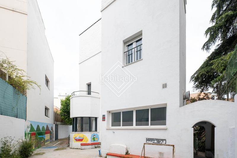 Foto dbb0f526-479b-40f7-9198-21fdb3b51d97. Edifici a El Viso Madrid