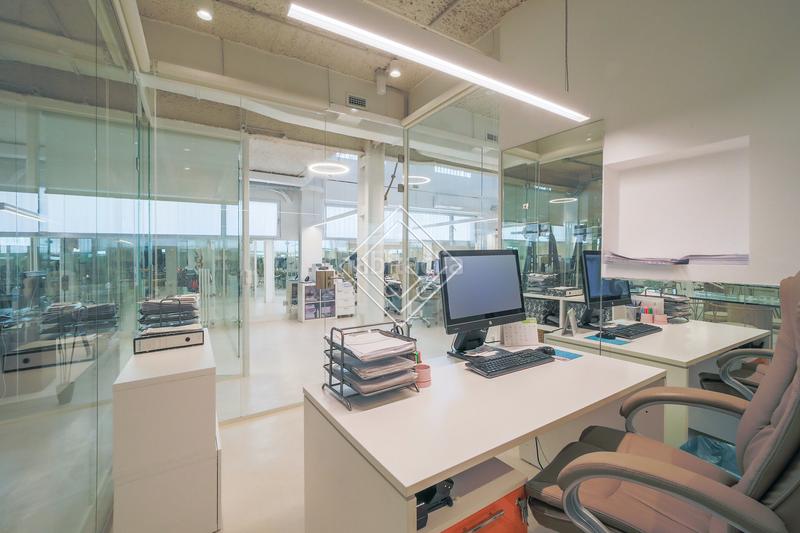 Foto 02889457-727f-4244-8436-1e2087ea6b74. Oficina amb calefacció a Vallehermoso Madrid