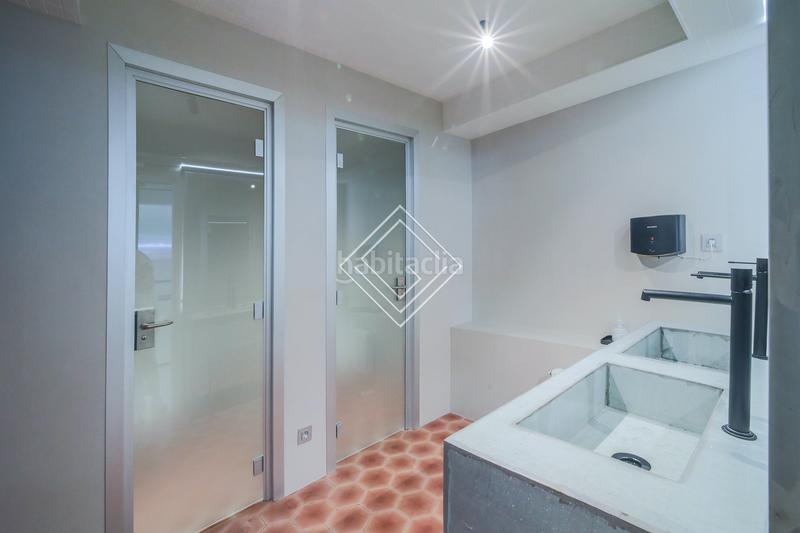 Foto 1bcefebf-9663-4752-a485-4044d204907c. Oficina amb calefacció a Vallehermoso Madrid