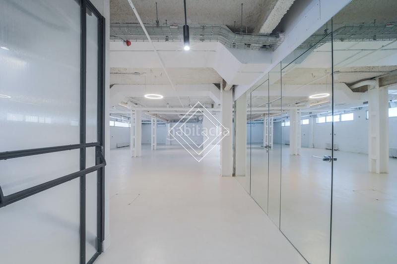 Foto 3936d476-baeb-4f71-a5bf-fa5574f34727. Oficina amb calefacció a Vallehermoso Madrid