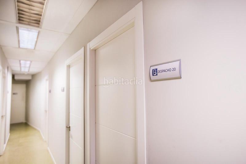 Foto dc6812ad-b7e5-4bc7-8fcc-83e0209222a9. Office space with heating in Palacio Madrid