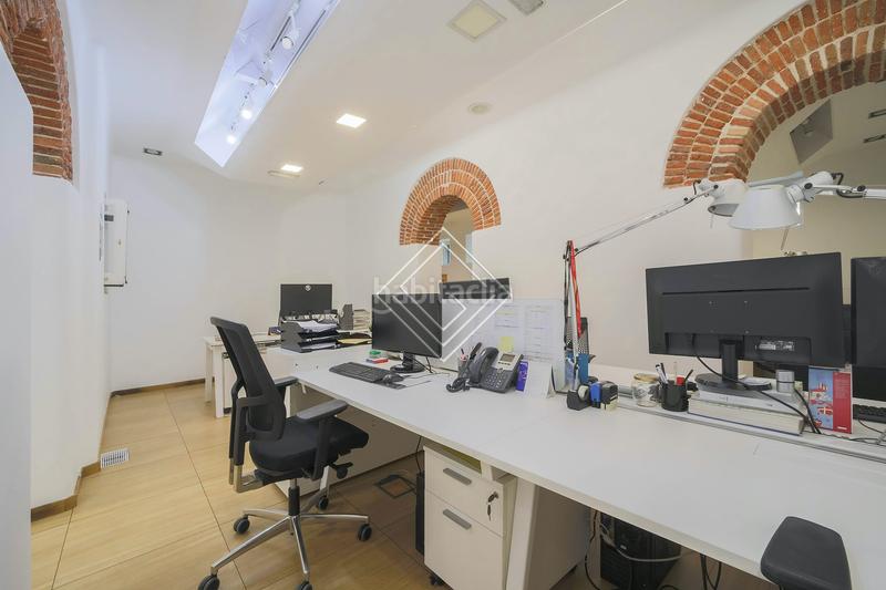 Foto 5861904d-3585-4da8-a3fd-652597907a4f. Office space with heating in Recoletos Madrid