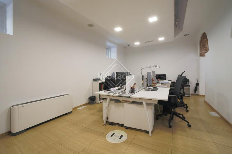 Foto 82924ab4-ecb3-42cd-80b1-d7d7de982010. Office space with heating in Recoletos Madrid