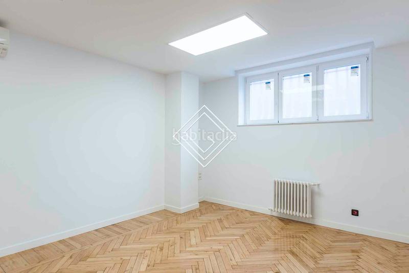 Foto 398cf1e7-33c9-47b0-a689-172b54f335e9. Bureau avec chauffage dans El Viso Madrid