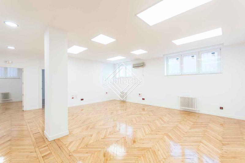 Foto 3e72a3e1-412b-43c7-8ca1-2c48a1675fb3. Bureau avec chauffage dans El Viso Madrid