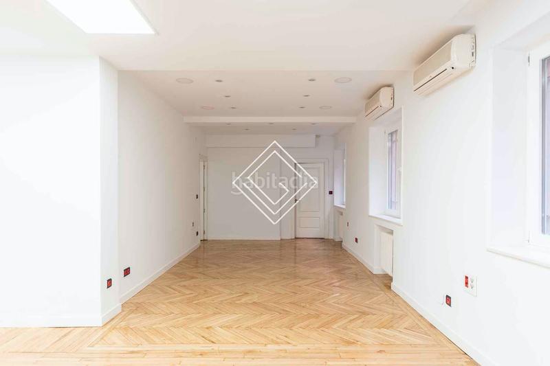 Foto 5a988673-030e-4452-a1e7-81f47f2272b4. Bureau avec chauffage dans El Viso Madrid