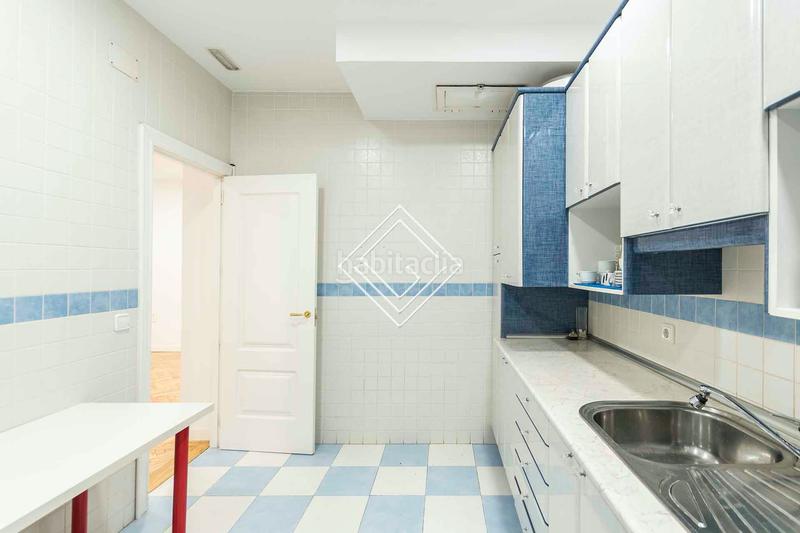 Foto 5e0bd191-fbf2-49ed-afd9-fc9536b492d2. Bureau avec chauffage dans El Viso Madrid