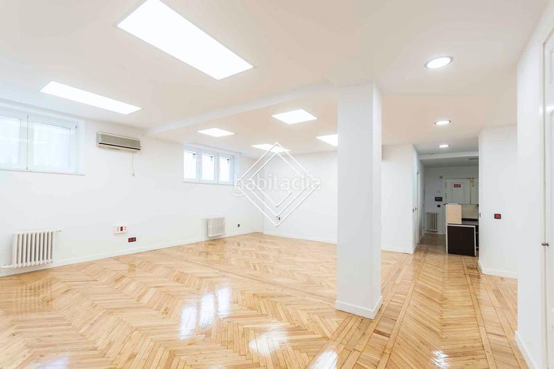 Foto 84fbad7e-b6b7-4cd9-a31d-2044abd3d37a. Bureau avec chauffage dans El Viso Madrid