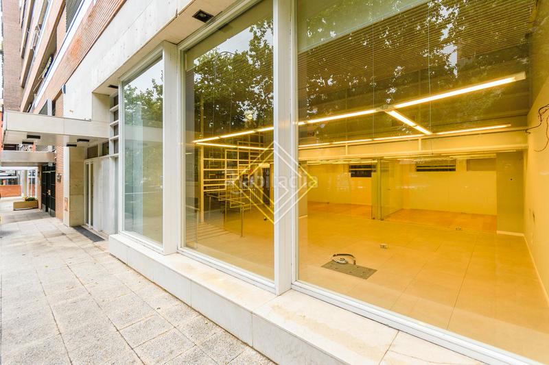 Foto 36142622-17b5-44a5-b31f-0da4ef644437. Locale commerciale con riscaldamento in Nueva España Madrid