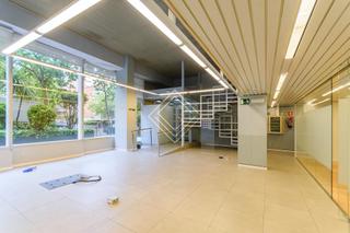 Locale commerciale in Avenida de Alberto de Alcocer