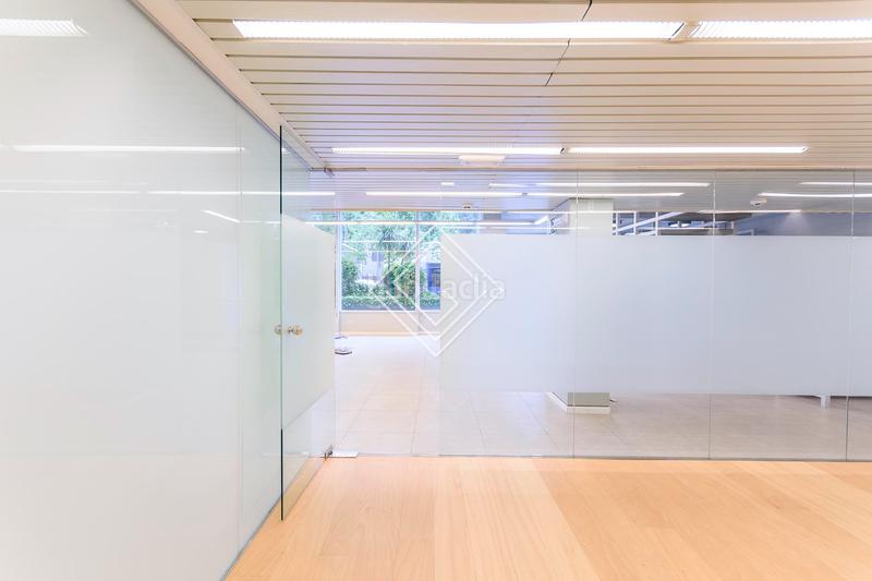 Foto 7d51ce8a-bbe5-4331-a913-cae309c70de0. Locale commerciale con riscaldamento in Nueva España Madrid