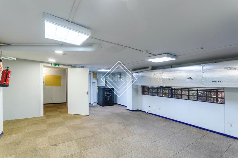 Foto c96b078a-9dd2-4d19-bfc4-dc9fdf0114c5. Locale commerciale con riscaldamento in Nueva España Madrid