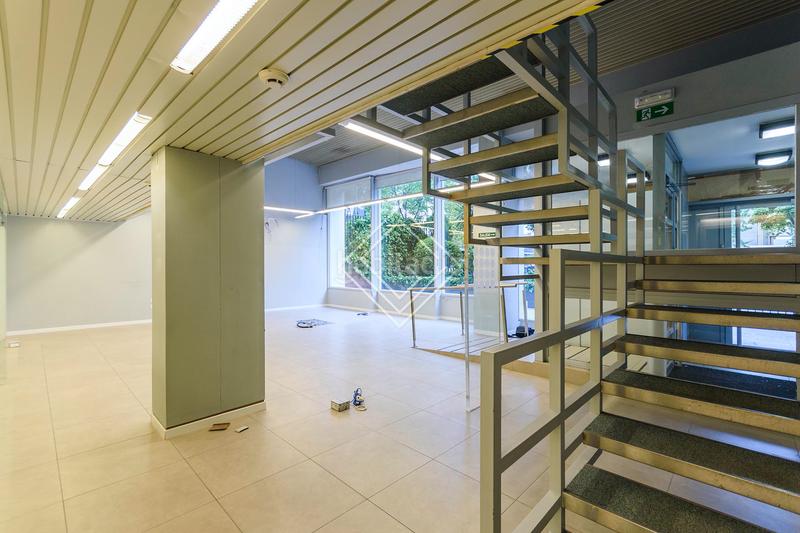 Foto f750787d-e95e-4e71-98ea-86c386cfa61a. Locale commerciale con riscaldamento in Nueva España Madrid