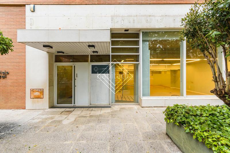 Foto f9e6b2c6-4939-4a08-bdfc-c6e8b067fd24. Locale commerciale con riscaldamento in Nueva España Madrid