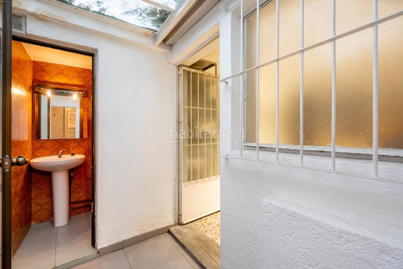 Foto 159b85a5-da77-4b41-aeed-6d3a3363f04a. Office space with heating in El Viso Madrid