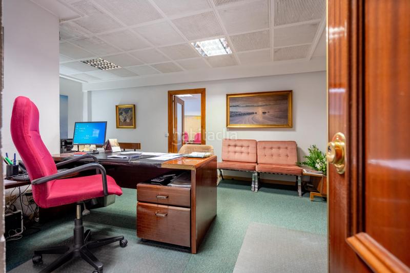 Foto 47cad915-98dc-499a-81a9-00989e73cfd7. Office space with heating in El Viso Madrid