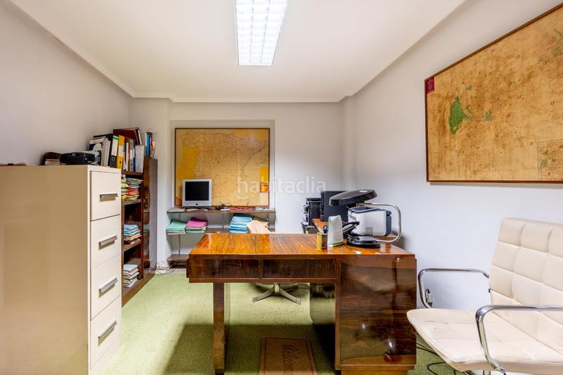 Foto 897ececa-6500-4b4d-8510-596cb4b28b80. Office space with heating in El Viso Madrid