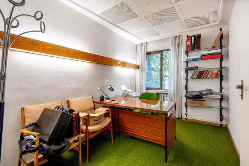 Foto 9a96bbc1-2e5b-45cd-a9b5-4c9d3dd910ab. Office space with heating in El Viso Madrid