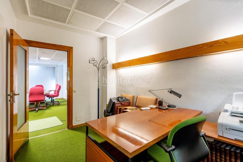 Foto a4058576-e649-4dbe-a12a-30dd98e8d0d1. Office space with heating in El Viso Madrid