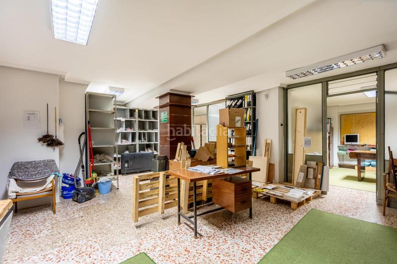 Foto a9b9f15a-b14e-4631-820c-c85d5ac37a81. Office space with heating in El Viso Madrid