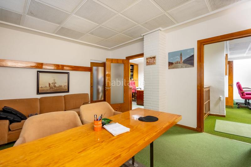 Foto baca5795-811c-4de4-9325-111862c30f86. Office space with heating in El Viso Madrid