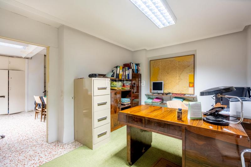 Foto e3fbe6ec-857d-4eac-a908-b85448de8bce. Office space with heating in El Viso Madrid