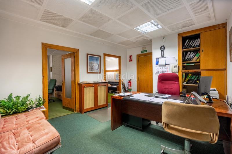 Foto fd8d0b6f-cb25-4acd-bab7-4233d42ddf37. Office space with heating in El Viso Madrid