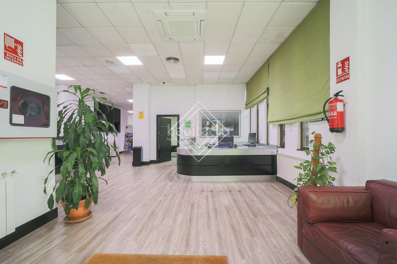 Foto 053baa8e-3921-4e88-abb6-57aa68370b2e. Office space with heating in Conde Orgaz - Piovera Madrid