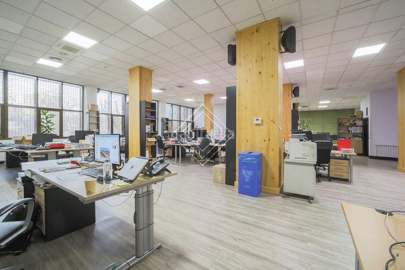 Foto 37aa7a27-086f-44e3-bc2c-6ac7866c7b94. Office space with heating in Conde Orgaz - Piovera Madrid
