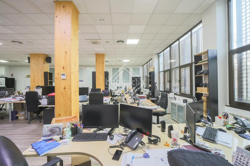 Foto d0bb4e21-ff27-492c-8ab5-856c6c76ba27. Office space with heating in Conde Orgaz - Piovera Madrid
