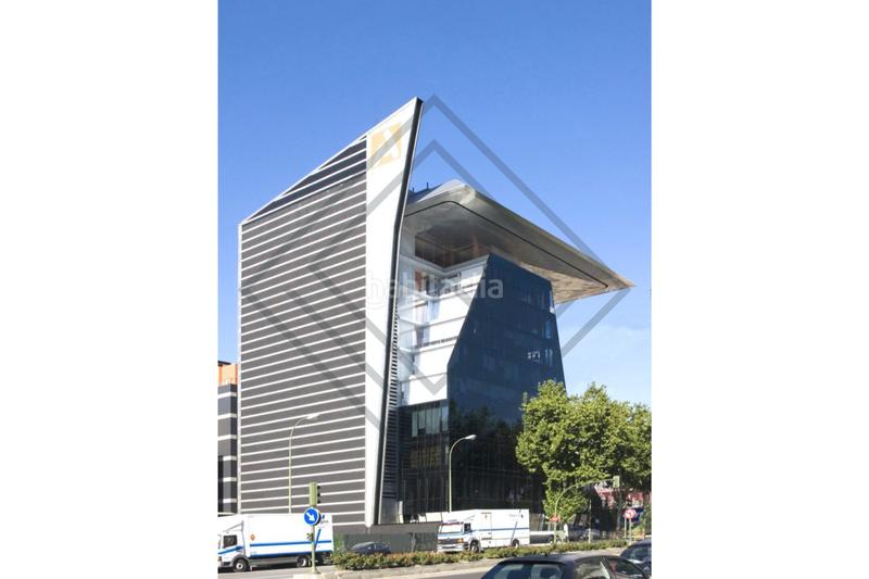 Foto 4c48de1a-026f-40bc-841d-0f9f729d1550. Rent office space in Delicias Madrid