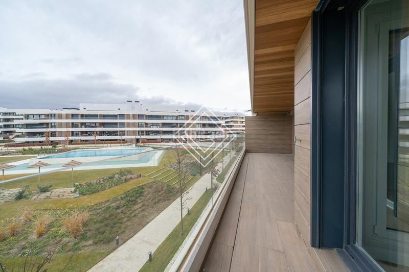 Foto 08d98ee5-703e-4567-aec6-5651e67dacc5. Appartamento con riscaldamento parcheggio piscina in La Moraleja