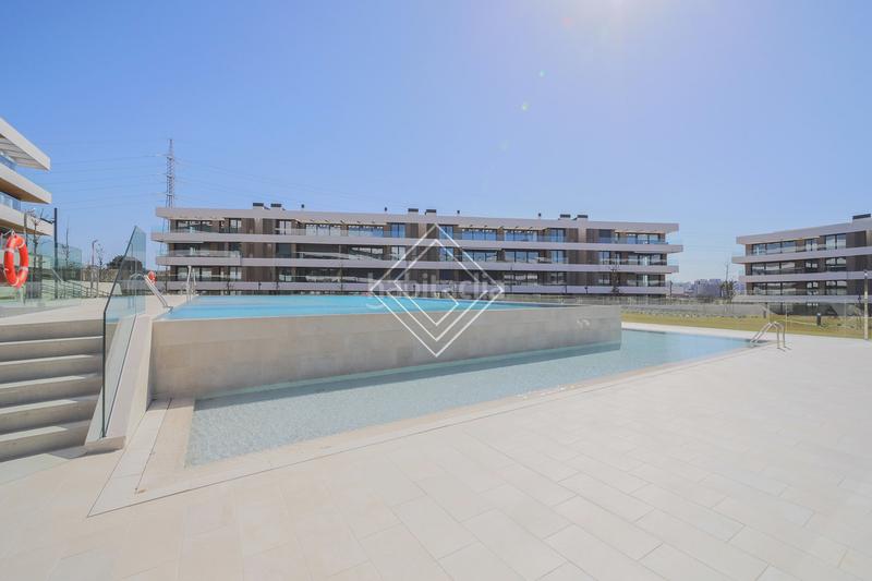 Foto 31776781-c866-4bd9-b699-aa7cbb830435. Appartamento con riscaldamento parcheggio piscina in La Moraleja