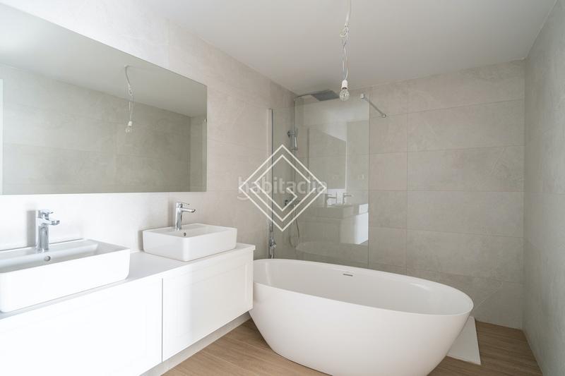 Foto 7db40a8c-6515-431e-87e3-cbf697f68a4b. Appartamento con riscaldamento parcheggio piscina in La Moraleja