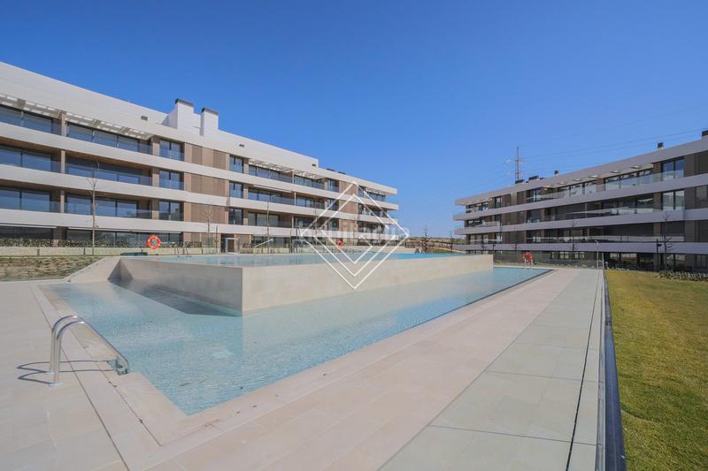 Foto cbf0070d-79cb-4906-873f-0b1024b91b07. Flat with heating parking pool in urbanización La Moraleja La Moraleja