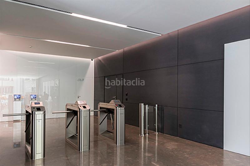 Foto d6083bed-c4ed-4526-8409-129f2d6675d4. Miete büro mit heizung in Castilla Madrid